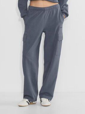 Aritzia TNA Cargo Sweatpants